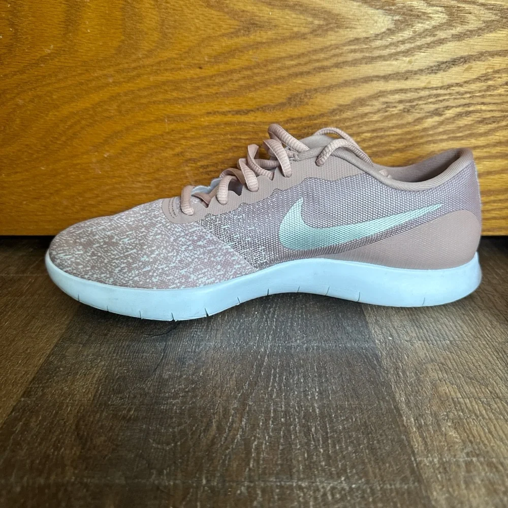 Nike these sneakers